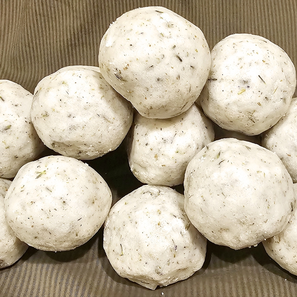 3 Ɓath Bombs all natural Doterra oils